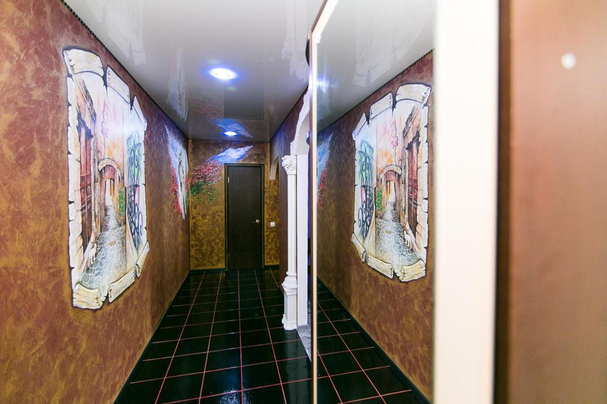 Vip Apartmens Faraon On Illinskaya 1 Floor Sumy Exterior foto